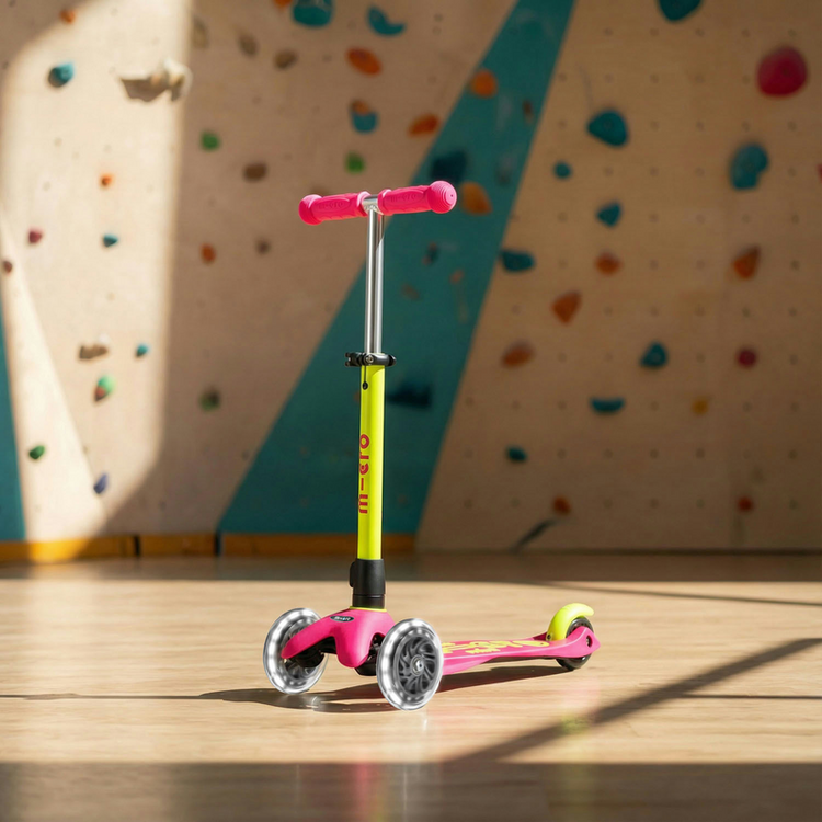 Mini Foldable LED Neon Flamingo Pink/Yellow Micro Kickboard Scooter