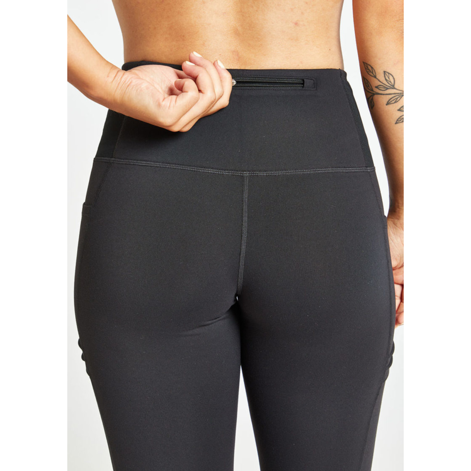 Oiselle Firecracker 3/4 Tight Women's Running Pant - Runners' Edge