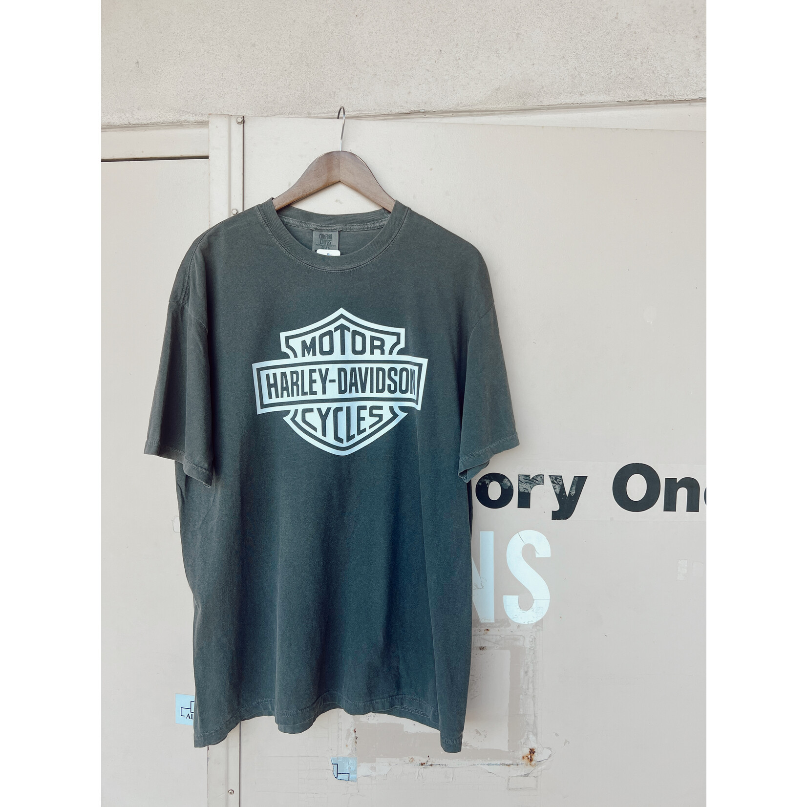 comfort colors Harley Logo Pepper Tee