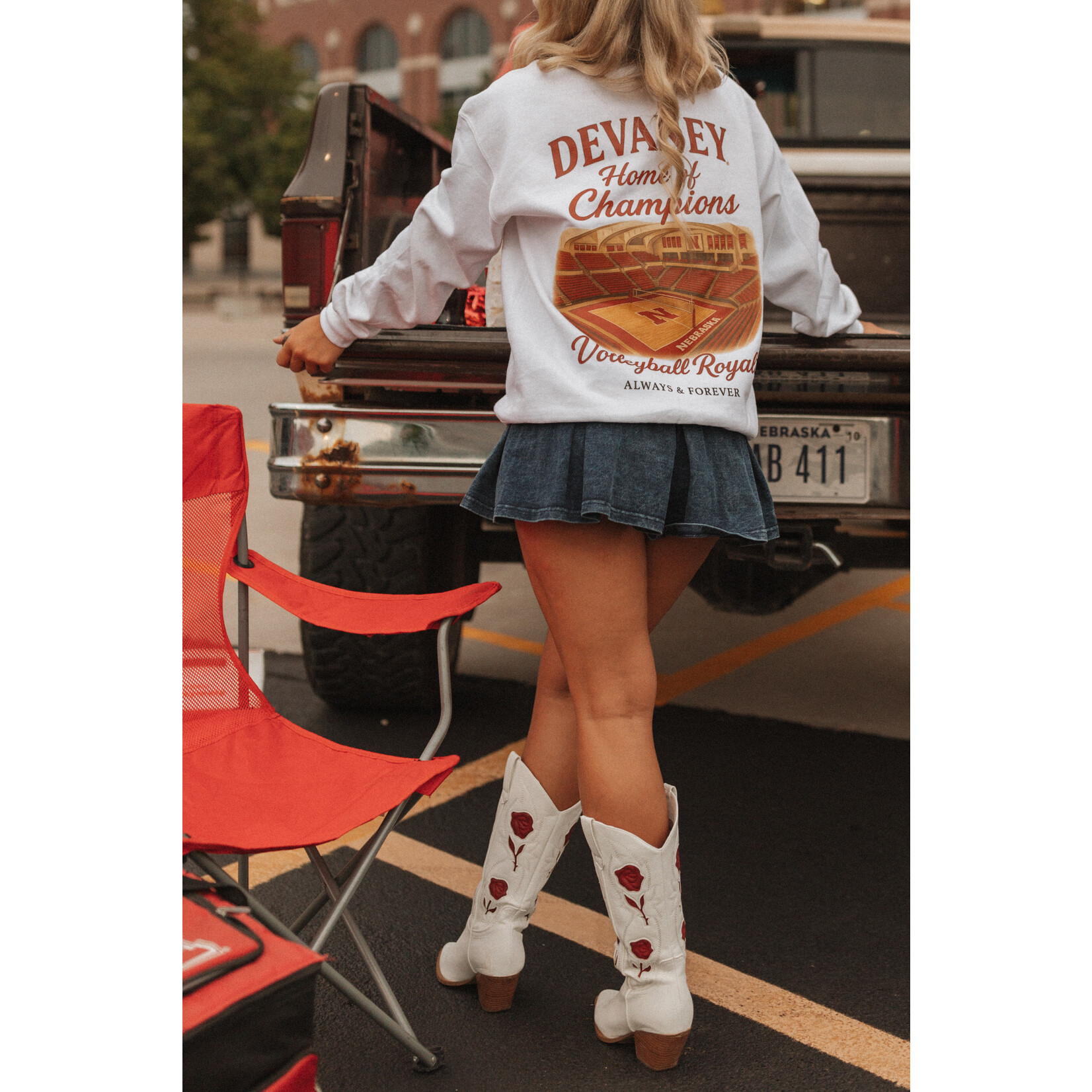 Gildan Volleyball Royalty Crew