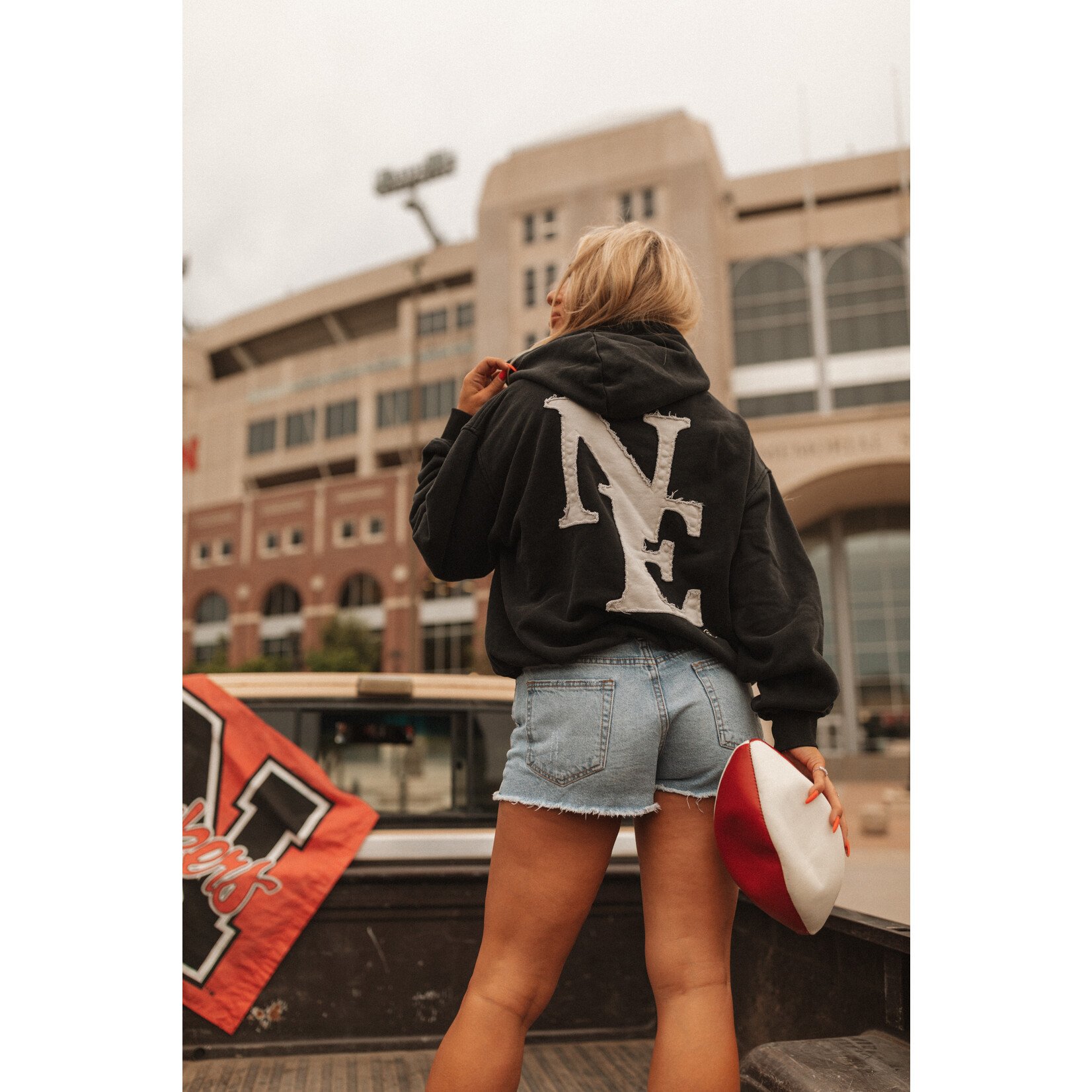 Washed NE Stitch Hoodie