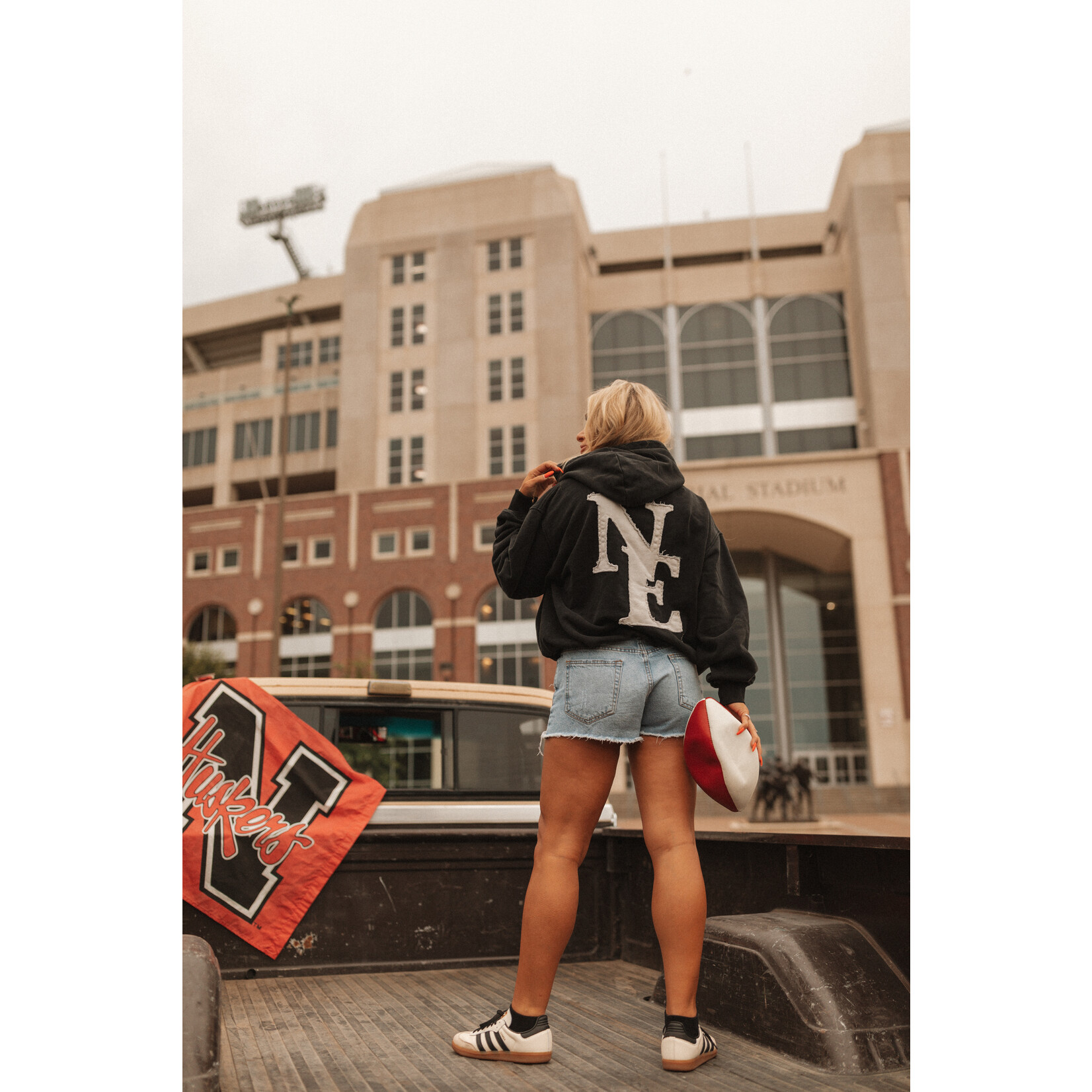 Washed NE Stitch Hoodie