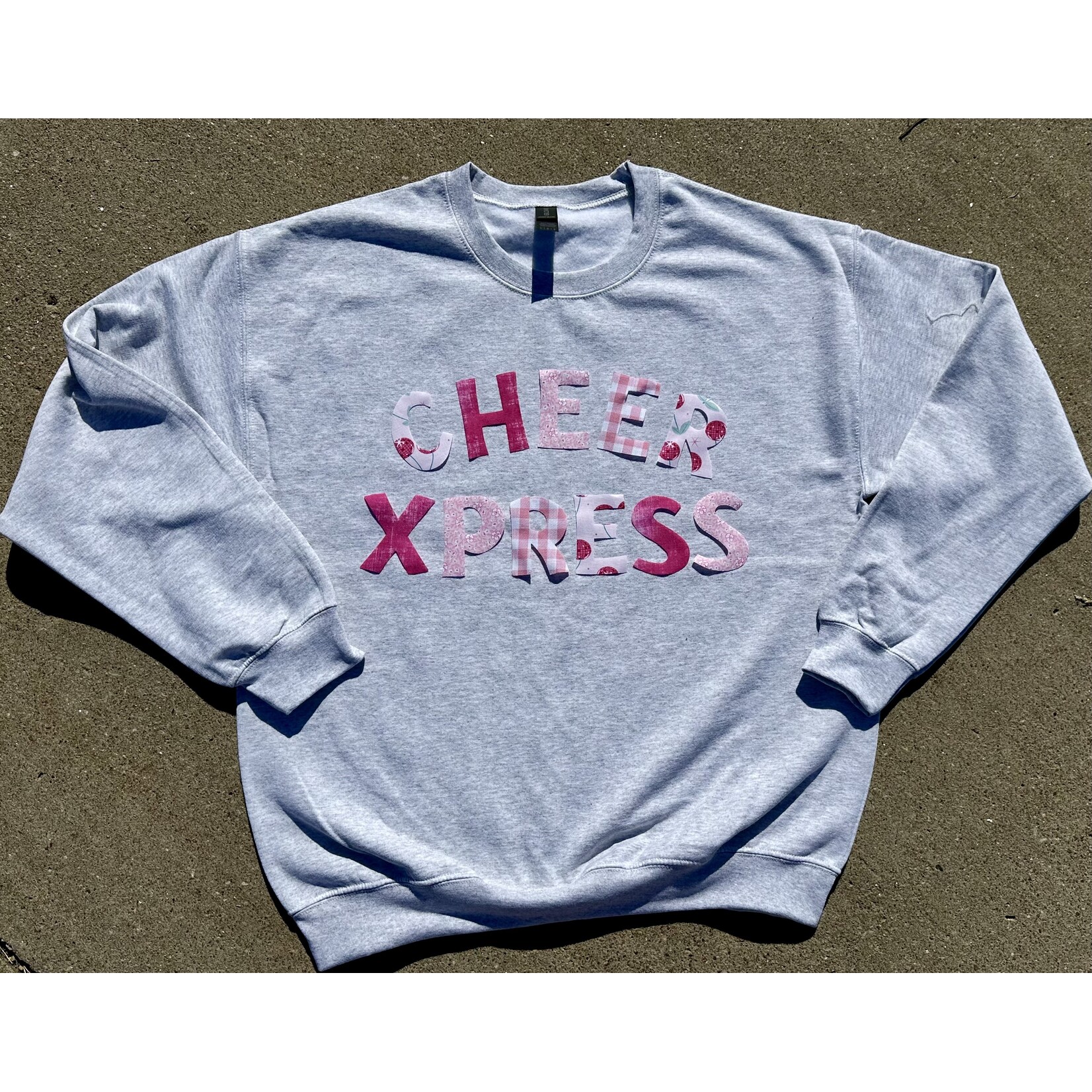 Gildan Cheer Xpress Patchwork Crew