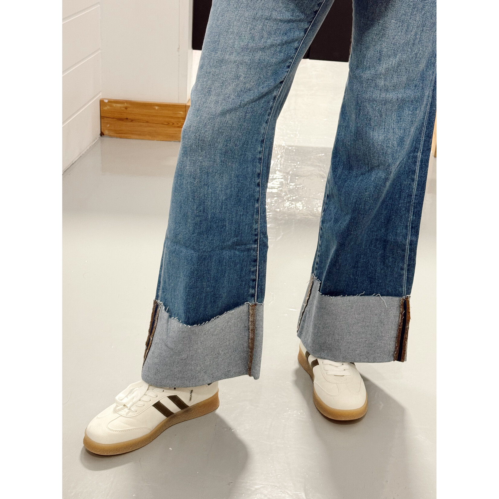 Hidden Brand High Rise Happy Comfort Flare