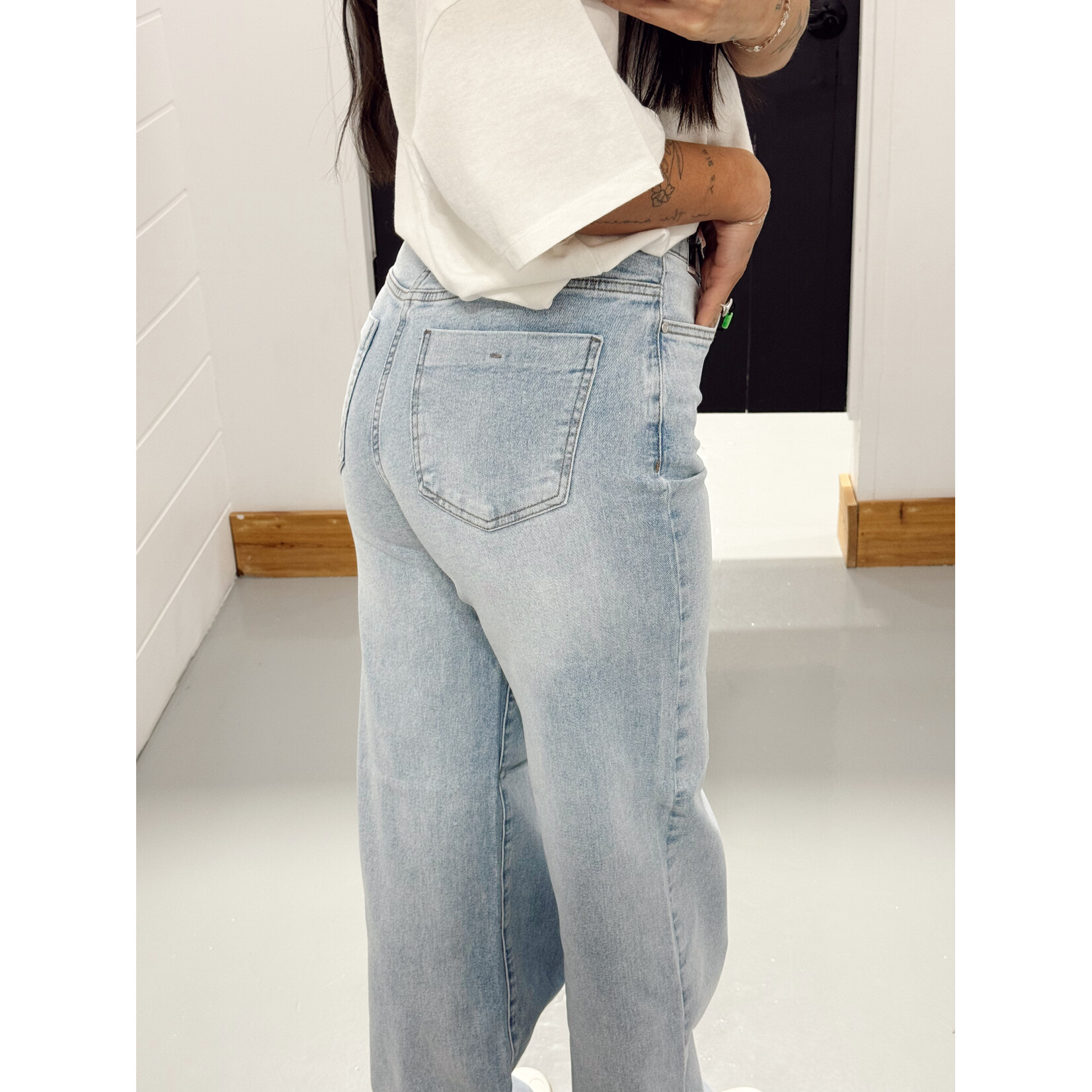 High Rise Wide Leg Jean