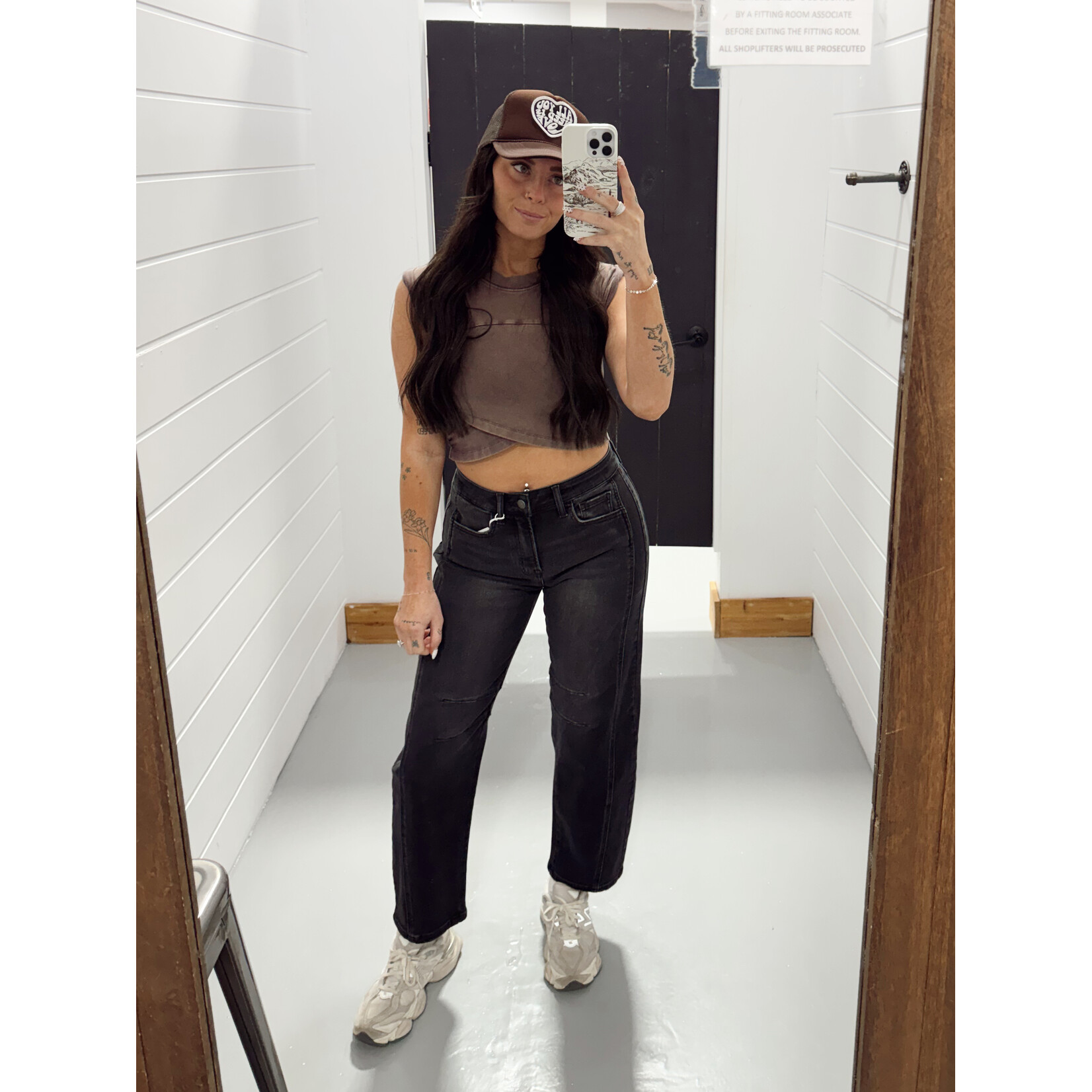 High Rise Black Barrel