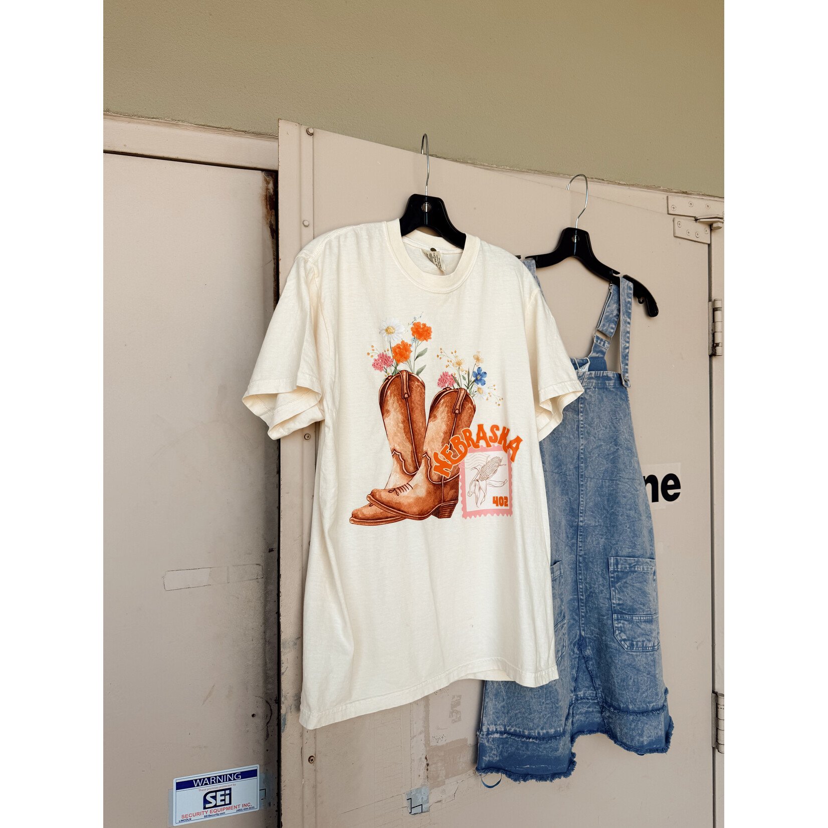 comfort colors Nebraska Boots Tee