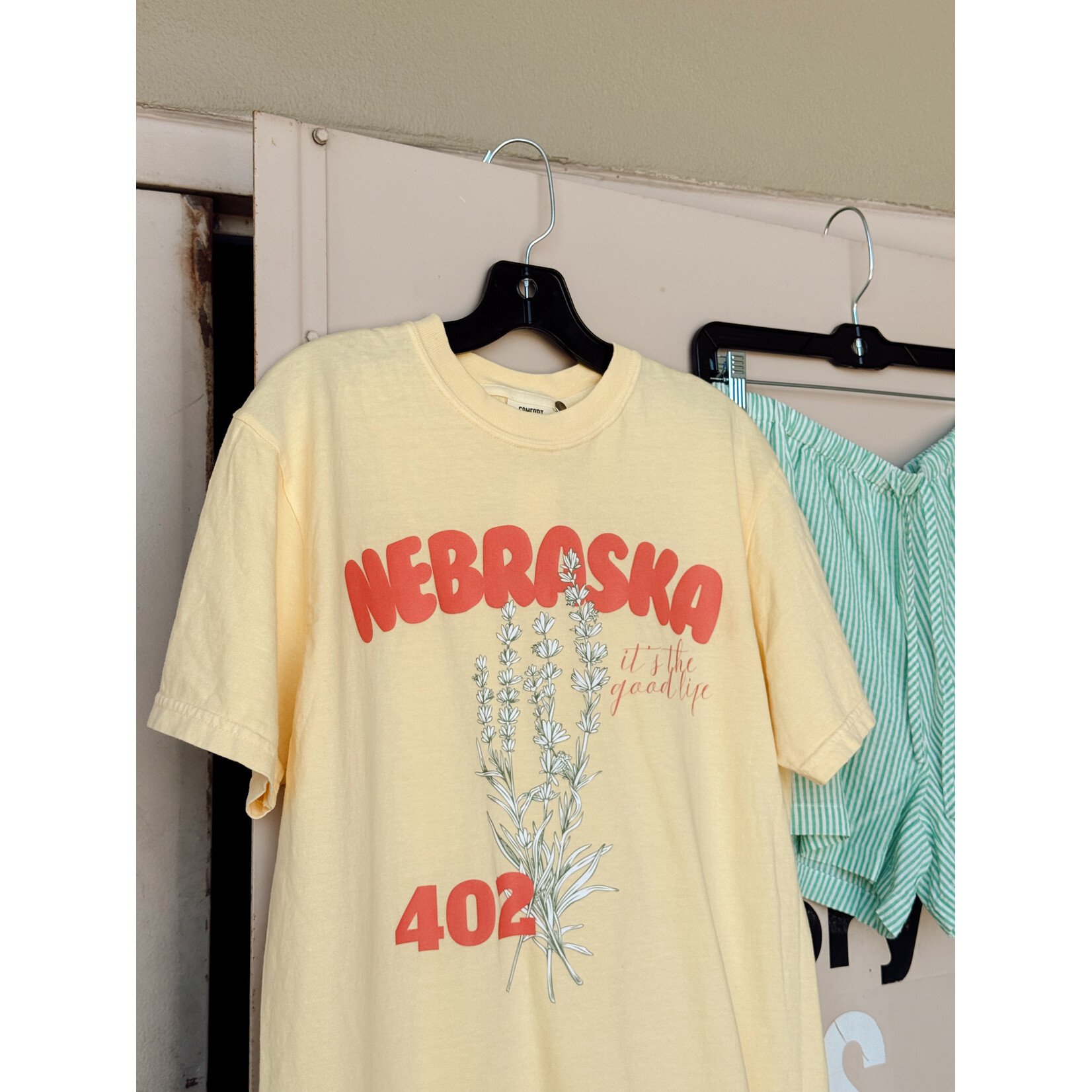 comfort colors Nebraska 402 Bouquet Tee