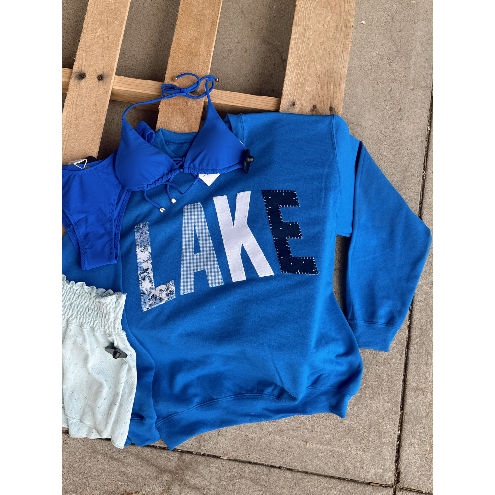 Gildan Lake Patchwork Crew