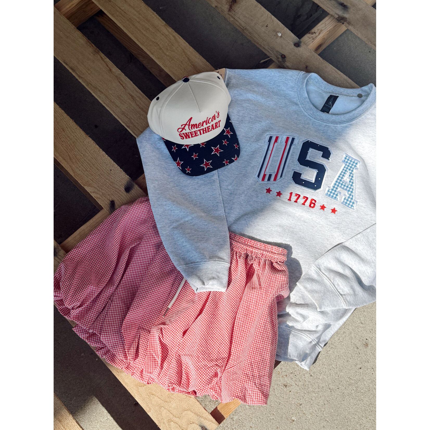 USA Patchwork Emb. Crew