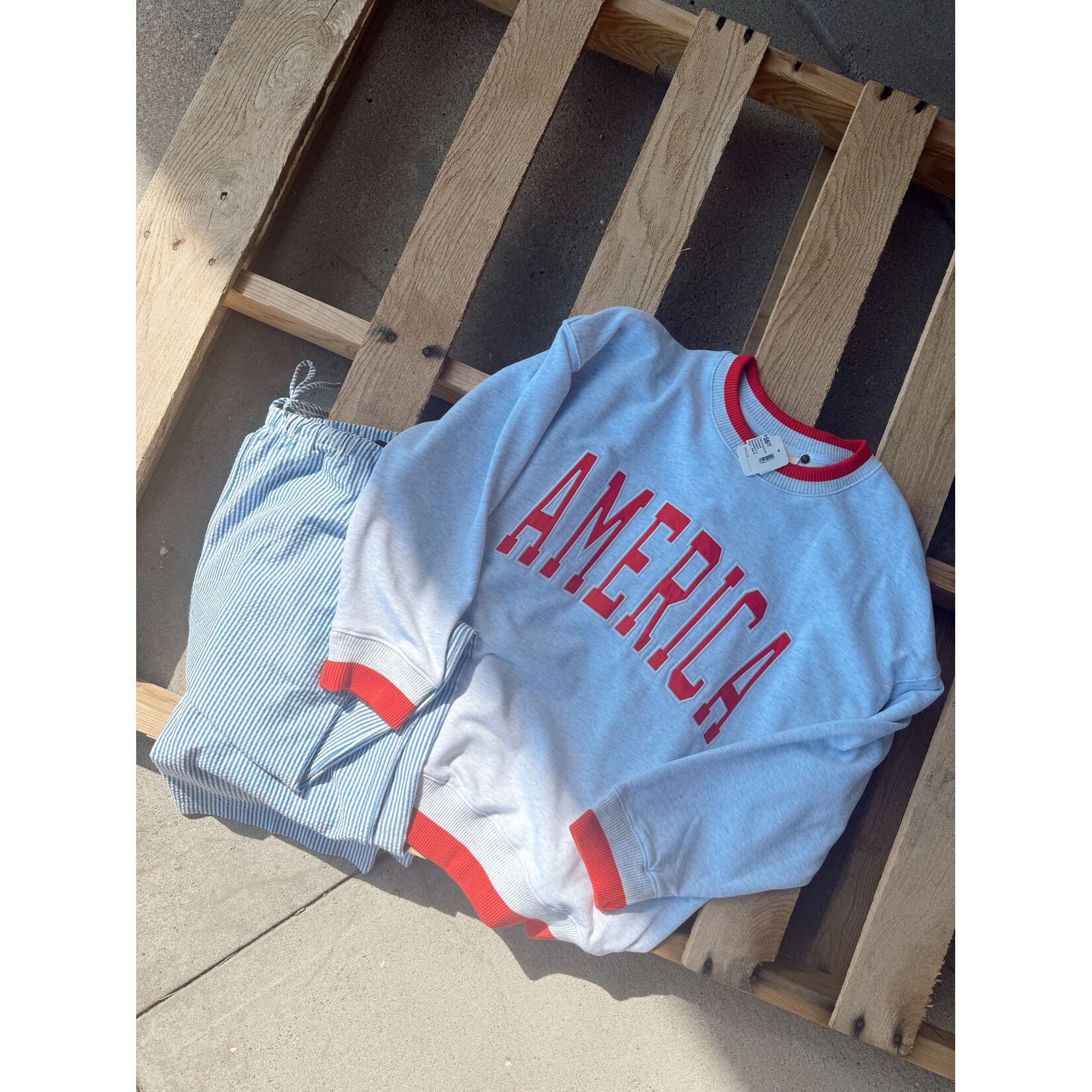 America Crewneck Oversized Sweatshirt