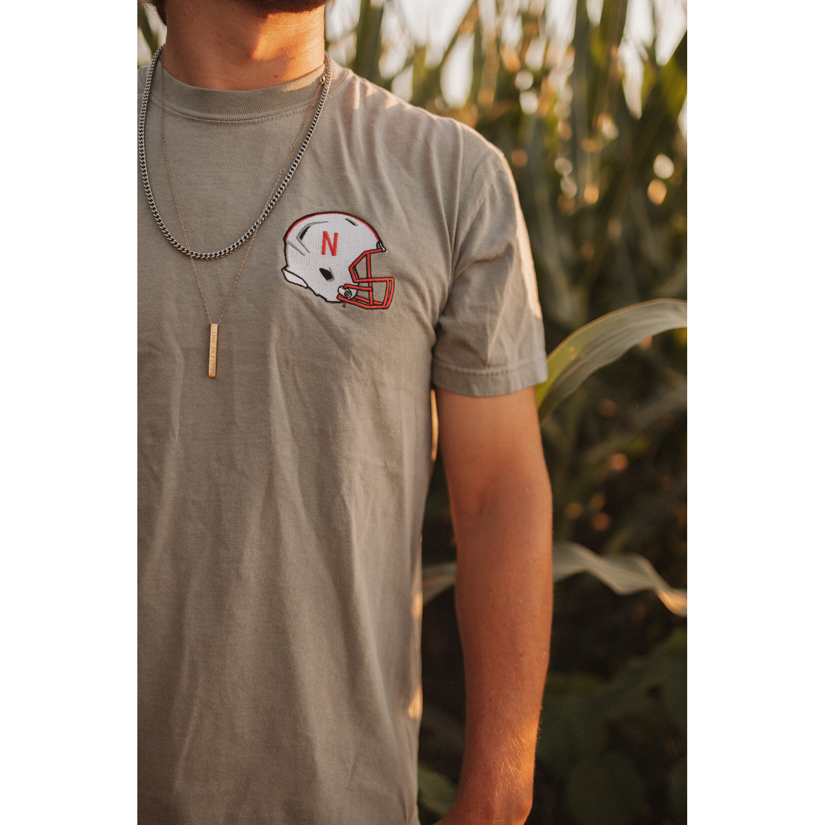 Helmet Pocket Emb Tee