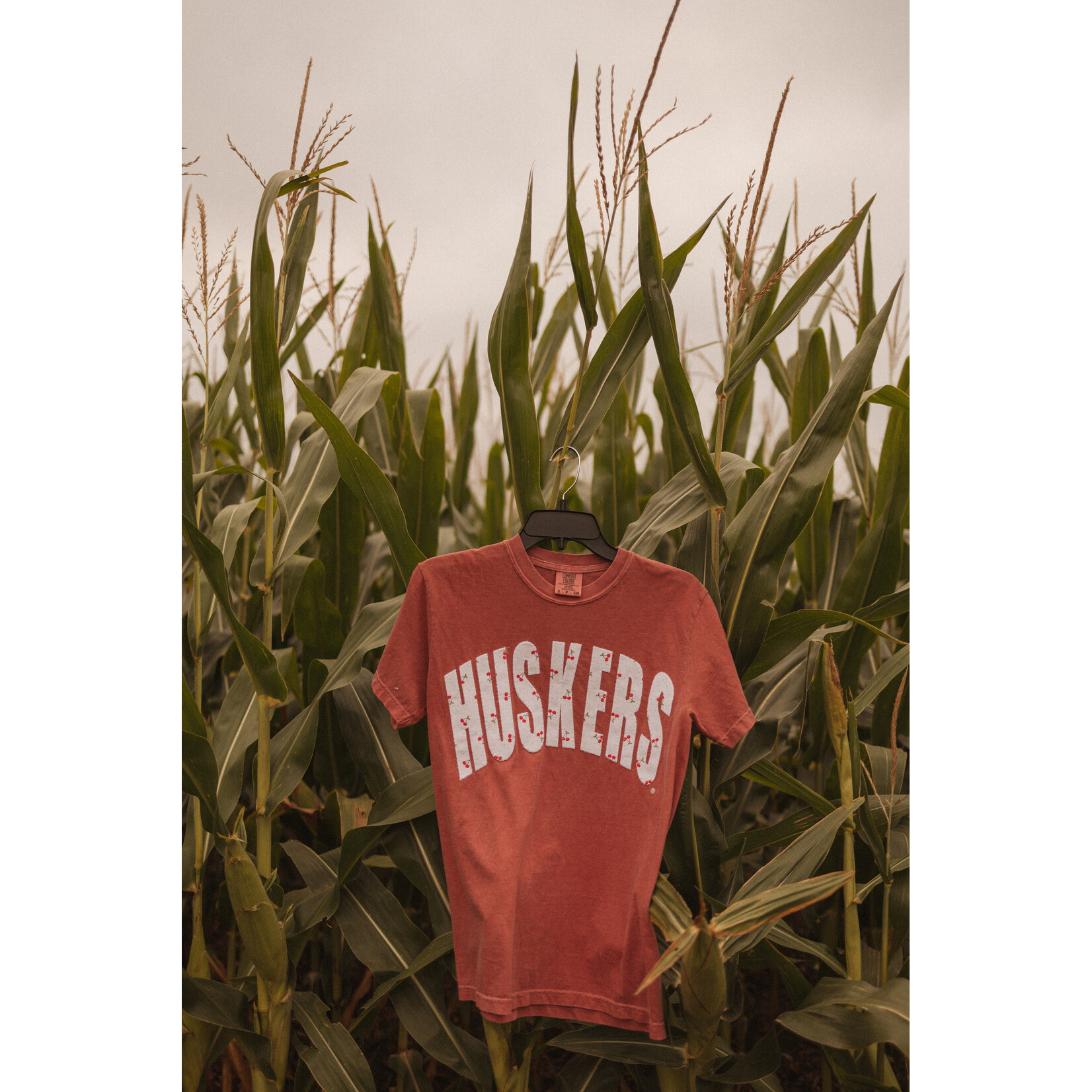 comfort colors Huskers Cherry Sewn Tee