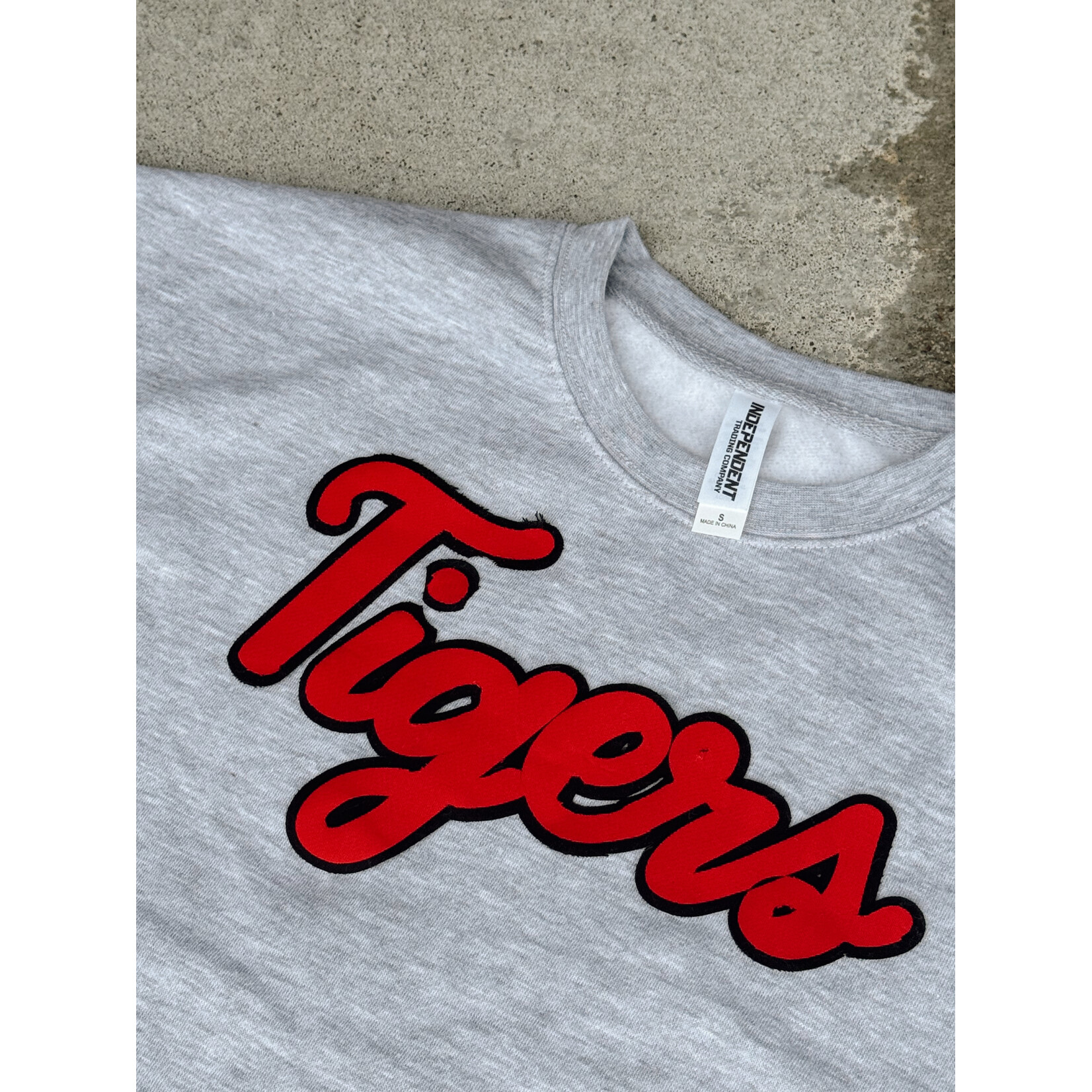 Independent Trading Co Tigers Cursive Sewn Crop Crew