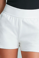 FAUX LEATHER RELAXED SHORT WHITE