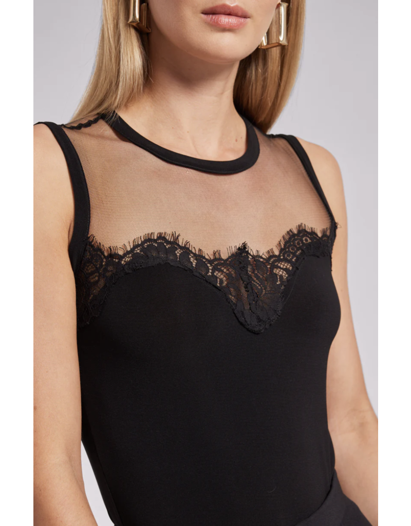 MARILYN LACE COMBO TOP