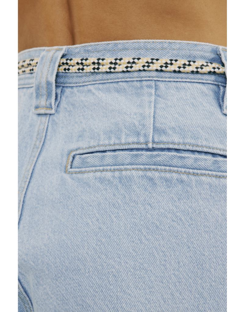 KAN CAN LIGHT DENIM TROUSER W/BELT