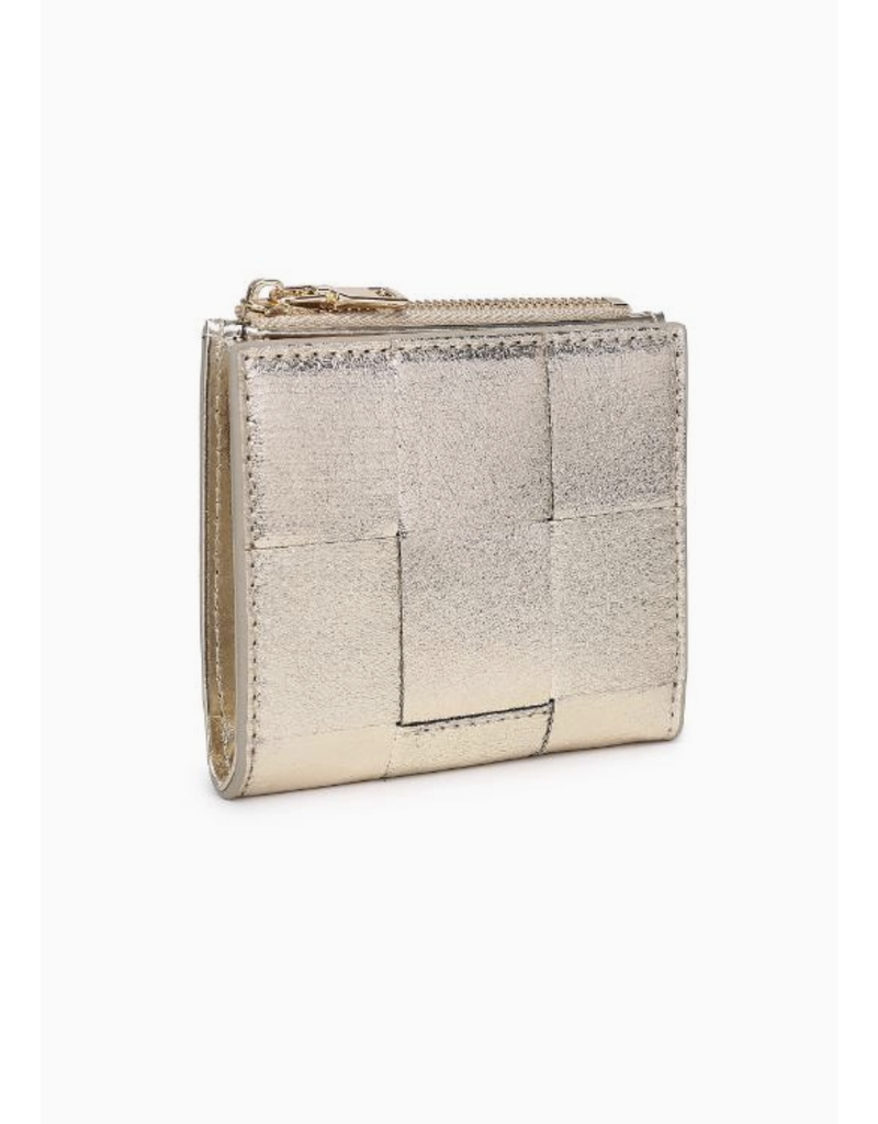 URBAN EXPRESSIONS AMELIE WOVEN CARD HOLDER