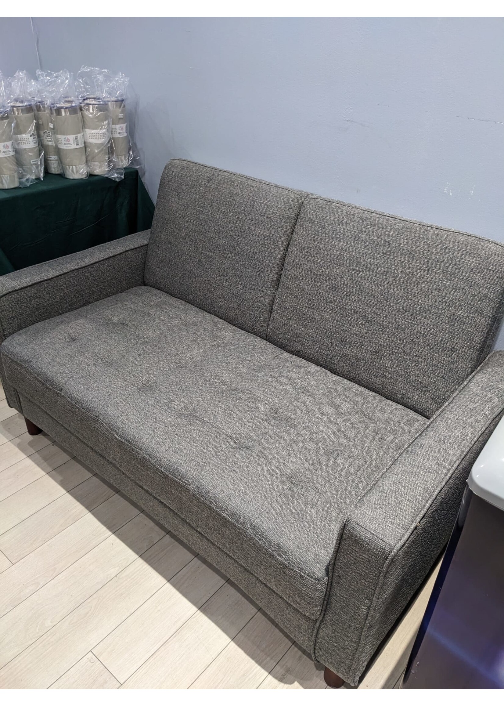 Robertson Loveseat 55" Grey Klic Klac