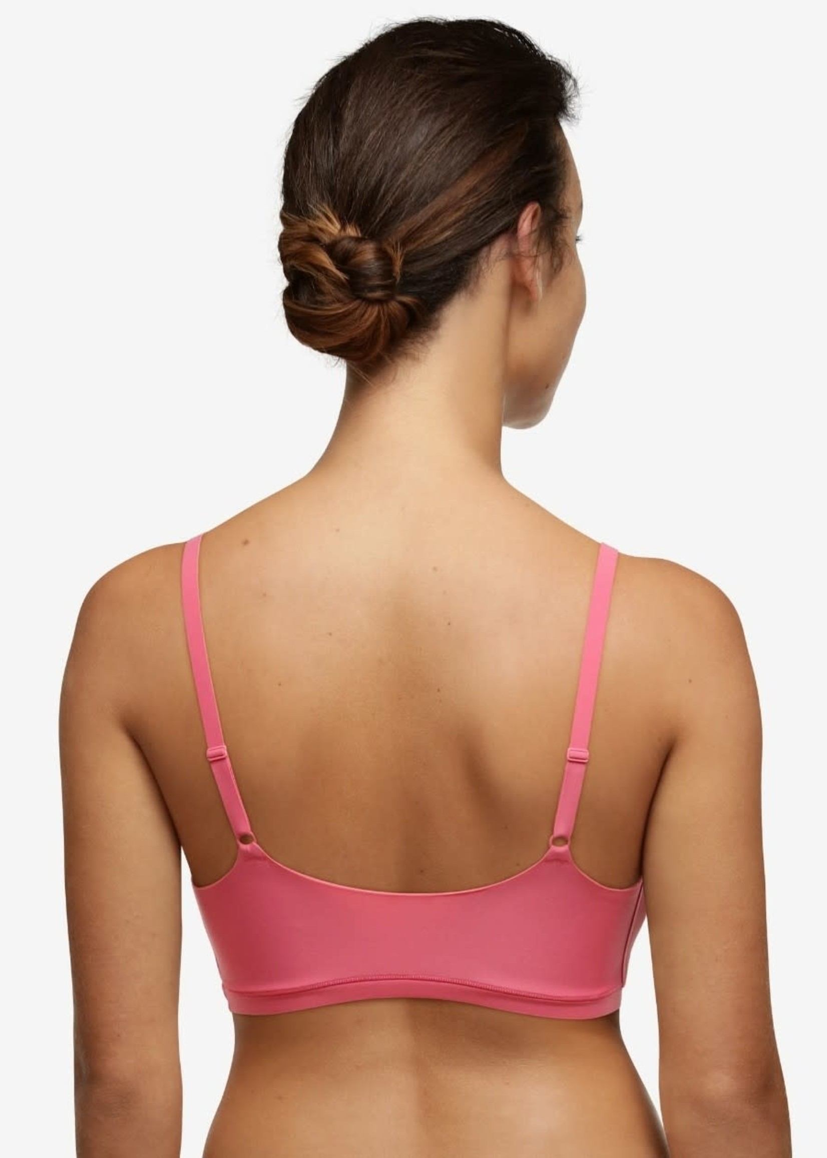Chantelle SoftStretch Scoop Padded Bralette - Rose Amour