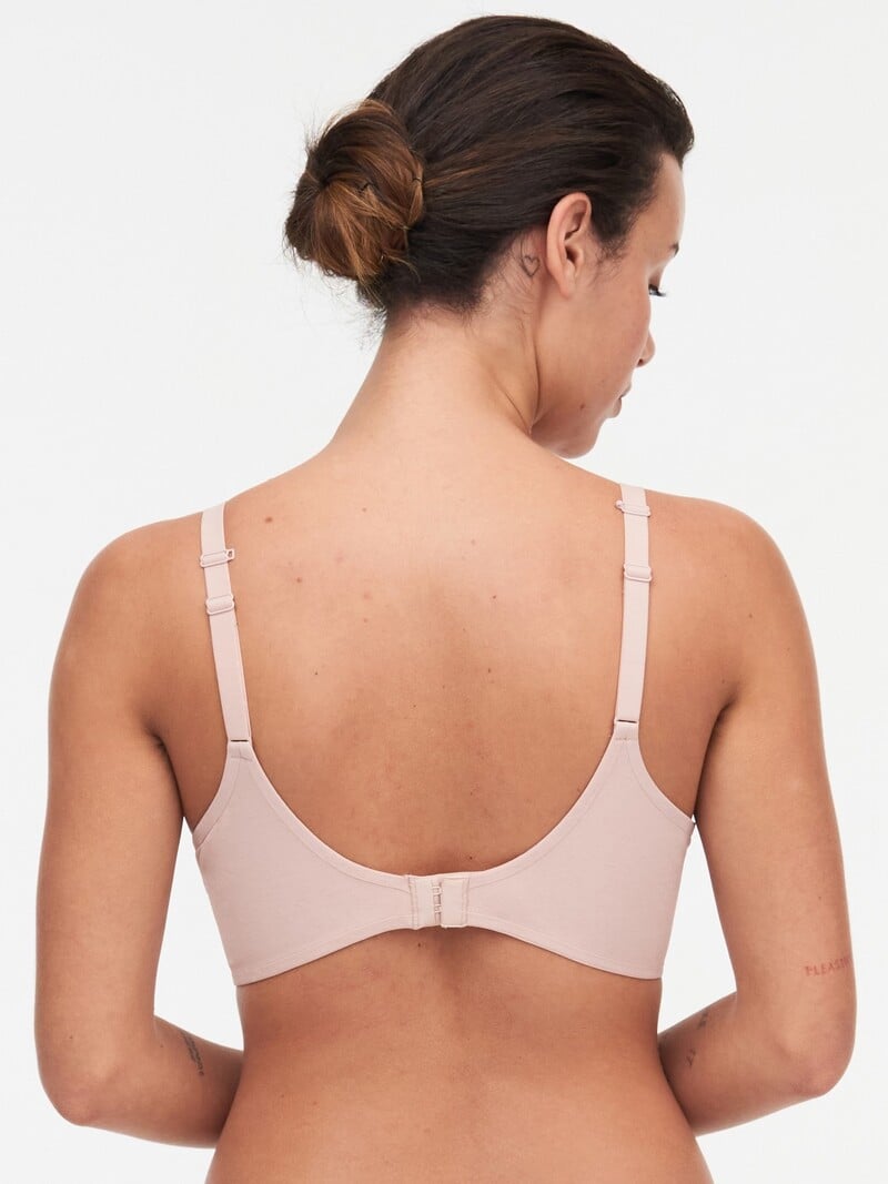 Chantelle Comfort Chic Full Coverage Custom Fit Bra in Nude Rose (18J6) -  Something Comfortable