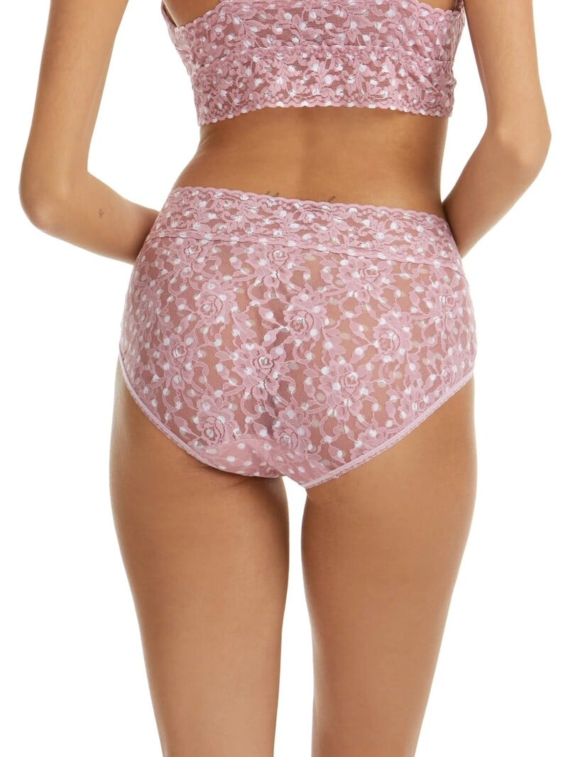 Pretty in Pink for Spring ~ Plus Hanky Panky 'Behind The Seams