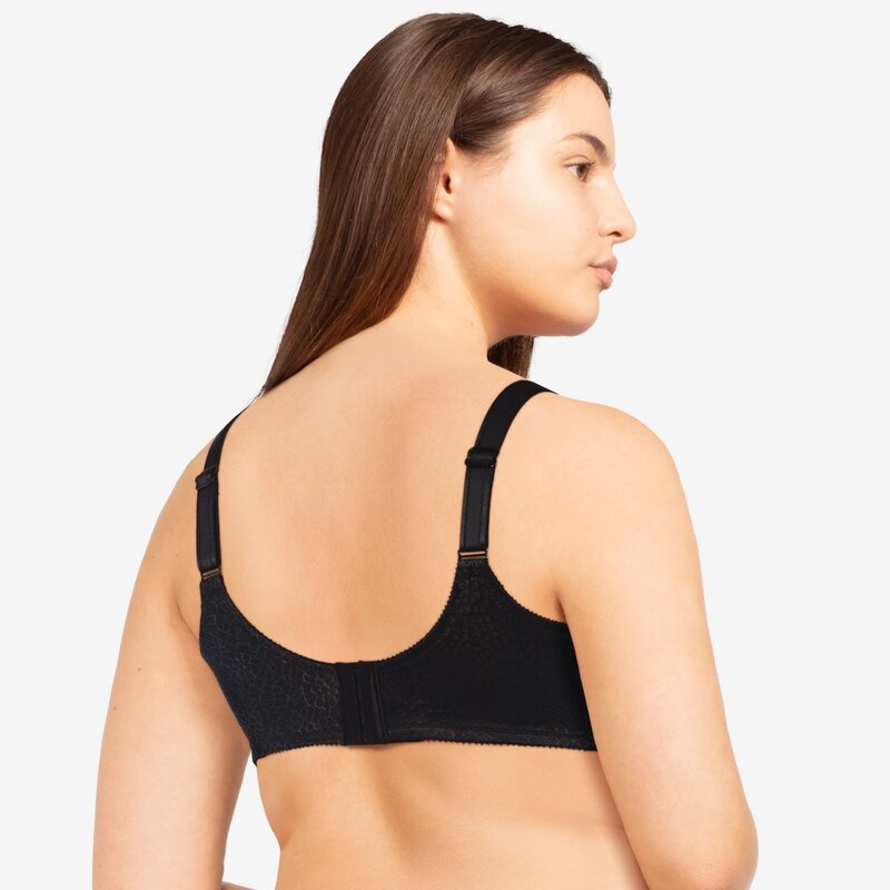 Chantelle C Magnifique Seamless Unlined Underwire Minimizer - Black