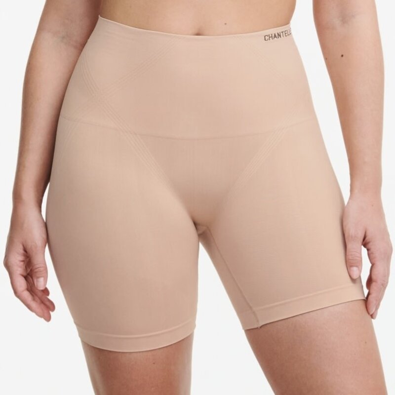 Chantelle Smooth Comfort High Waist Mid-Thigh Light Shaping Short