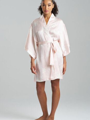 Natori Edit Lily Printed Satin Fashion Icon Wrap