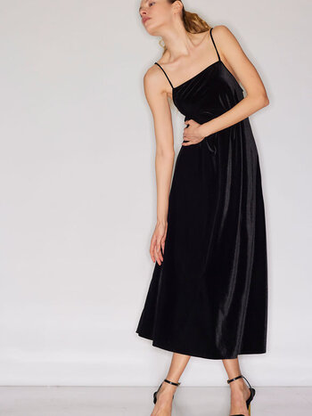 Natori Sleepwear Natalie Velvet Fashion Slip Dress