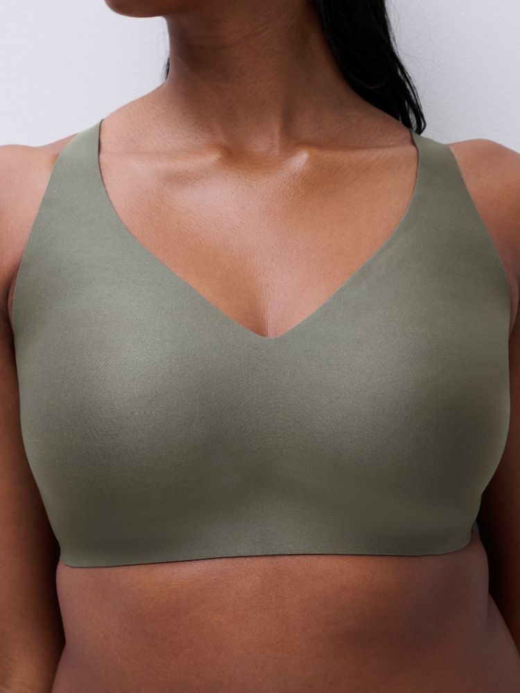 Chantelle Softstretch Power V-Neck Wireless Fashion Support Bra