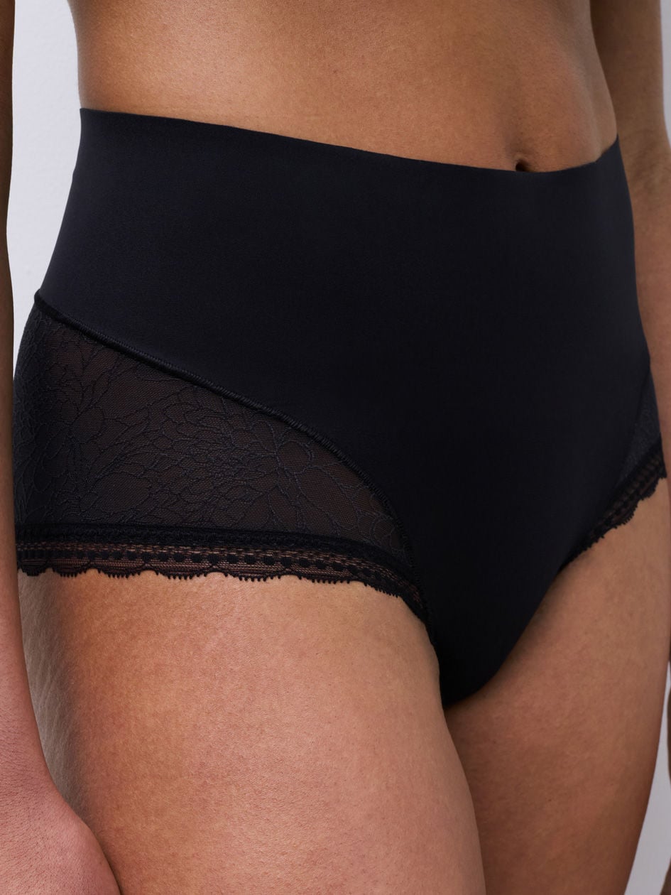 Chantelle Belle Smoothing Hi-Hipster