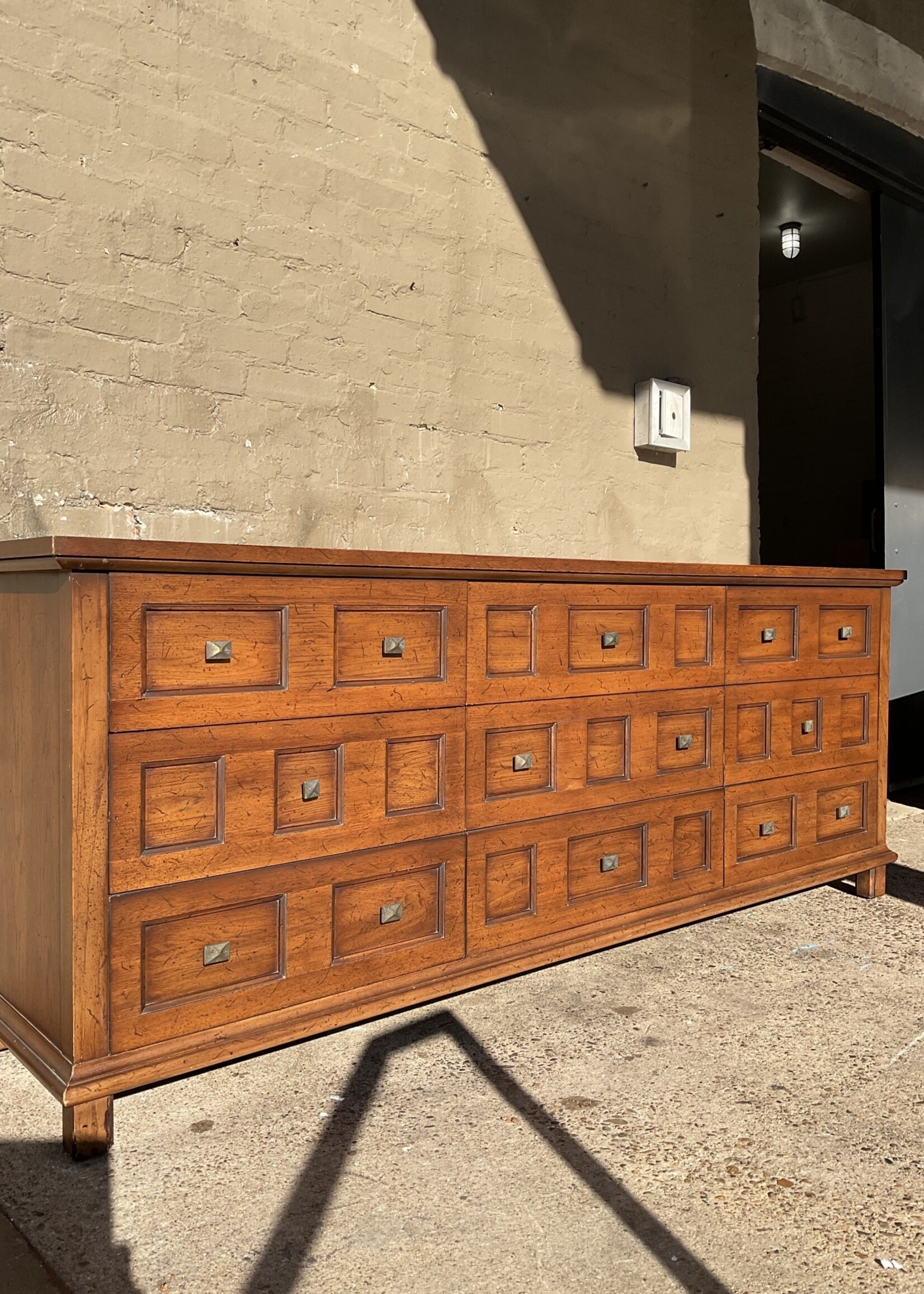 GOODWOOD Henredon MCM Triple Dresser GoodWood