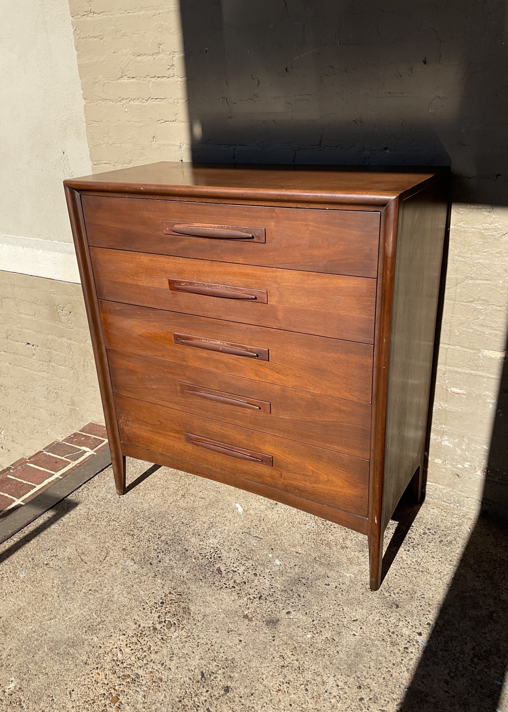 GOODWOOD Broyhill MCM Chest of Drawers, Side Imperfections