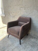 GOODWOOD Brown Modern Lounge Chair