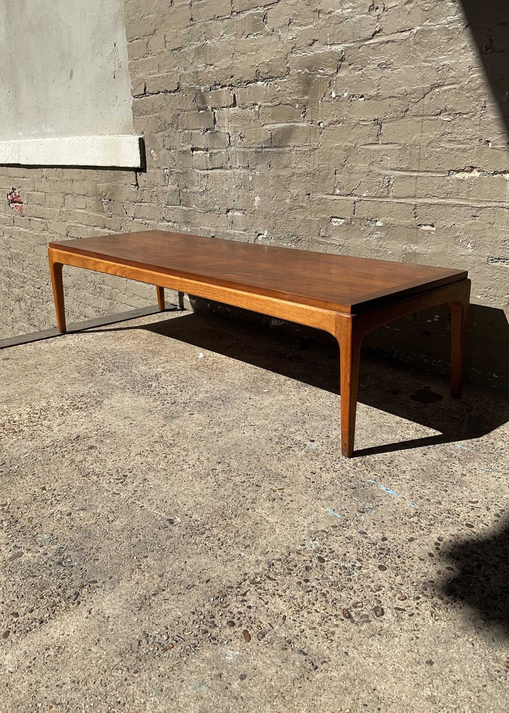 Lane 2024 coffee table