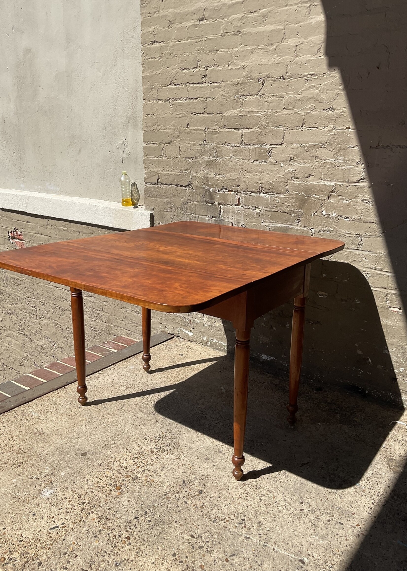 GOODWOOD Federal Cherry Drop Leaf Table