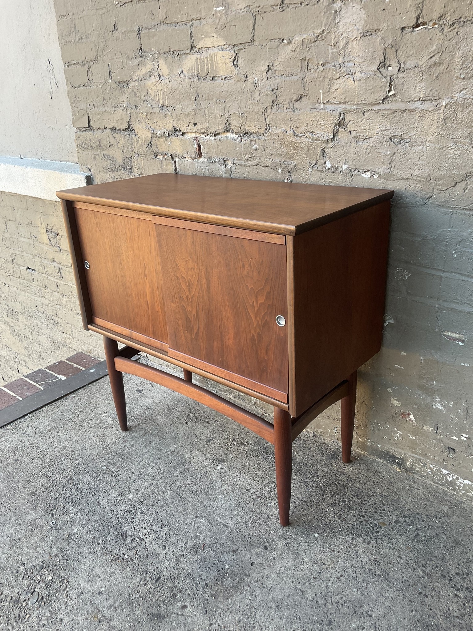 MCM Walnut Sliding Door GoodWood