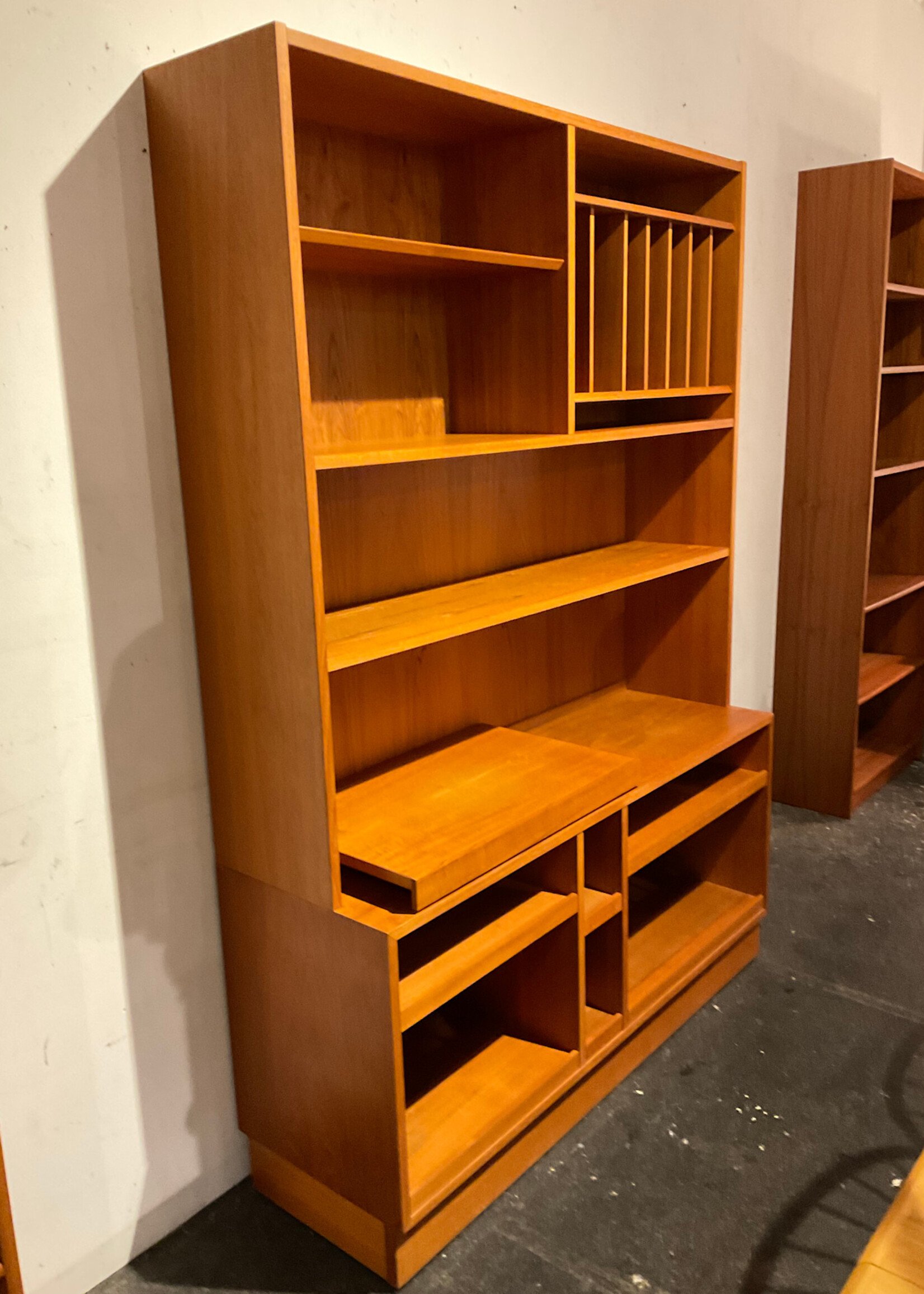 GOODWOOD Hundevand Wall Unit