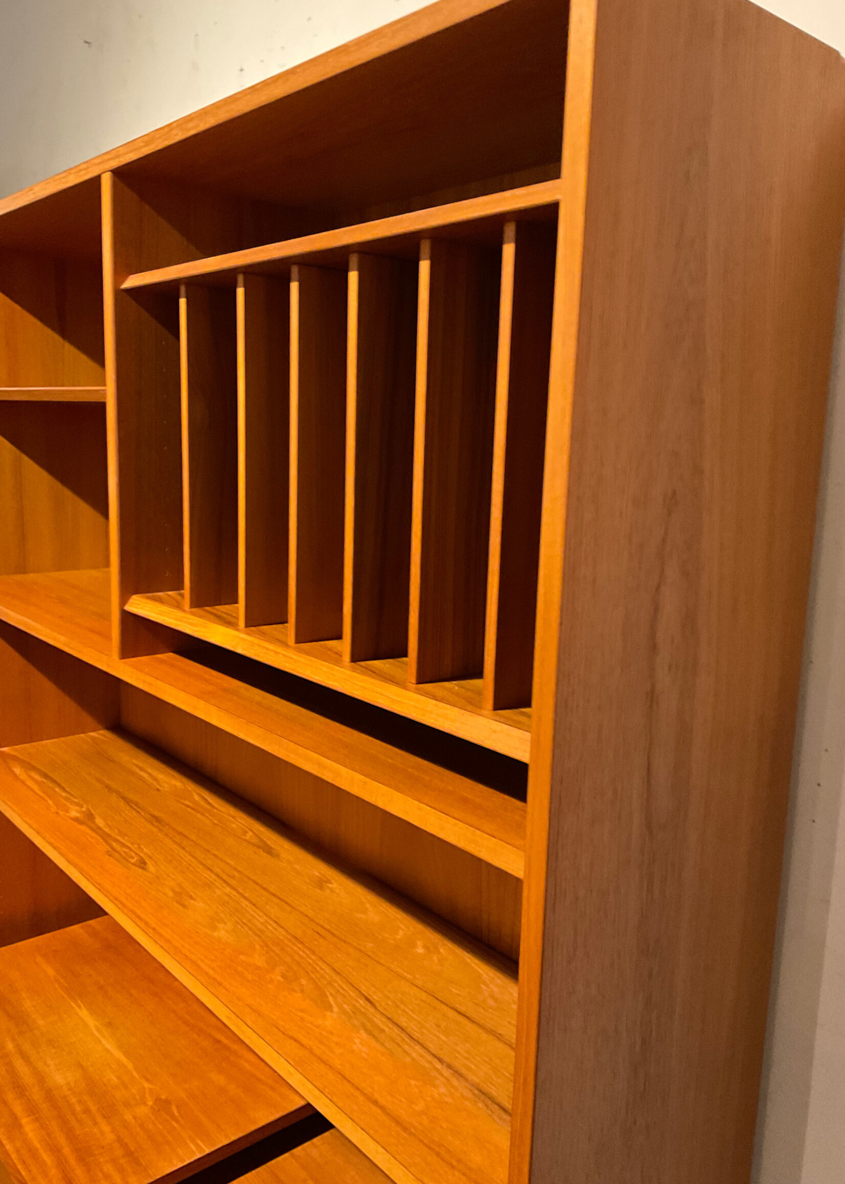 GOODWOOD Hundevand Wall Unit