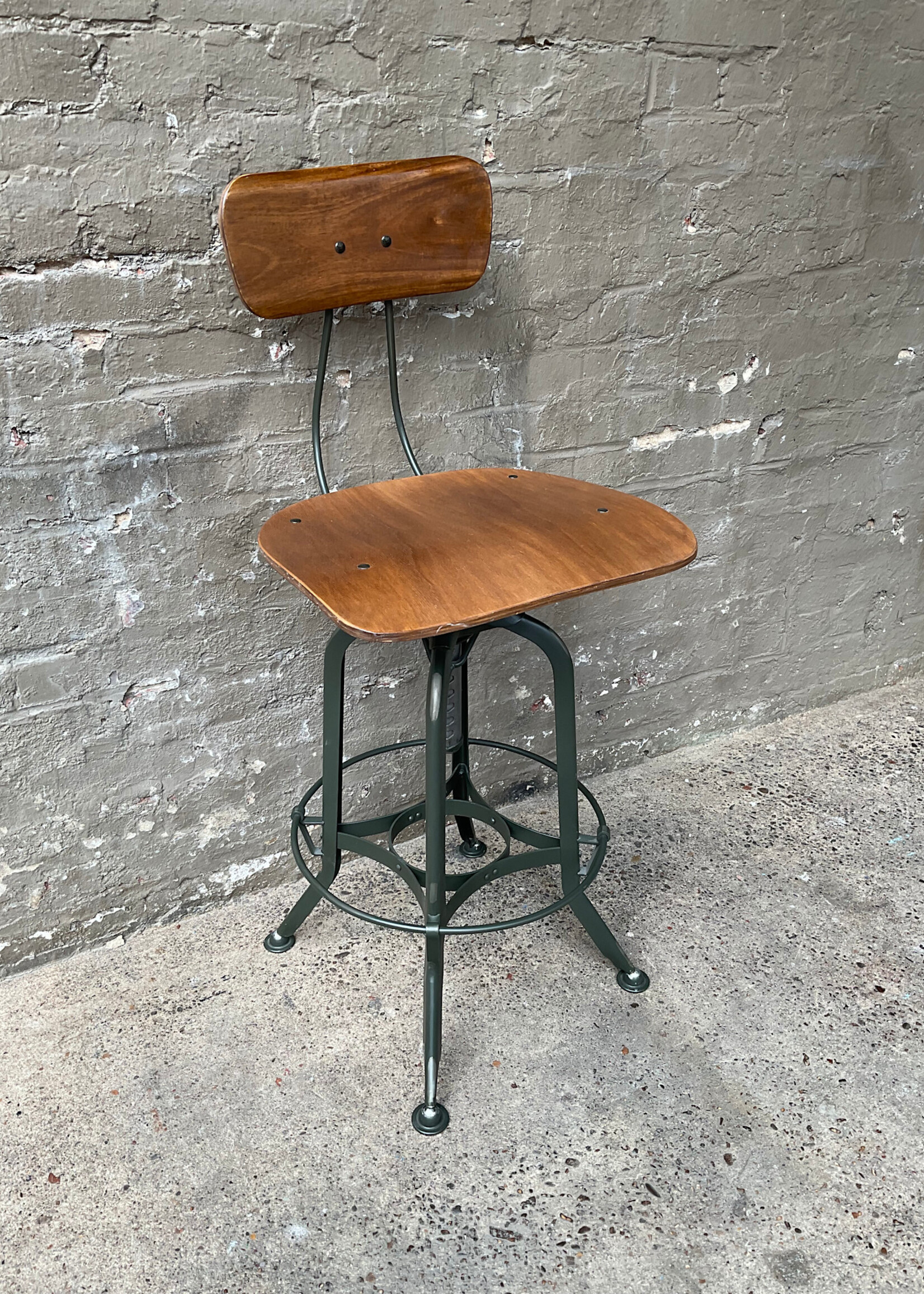 GOODWOOD Toledo Stool