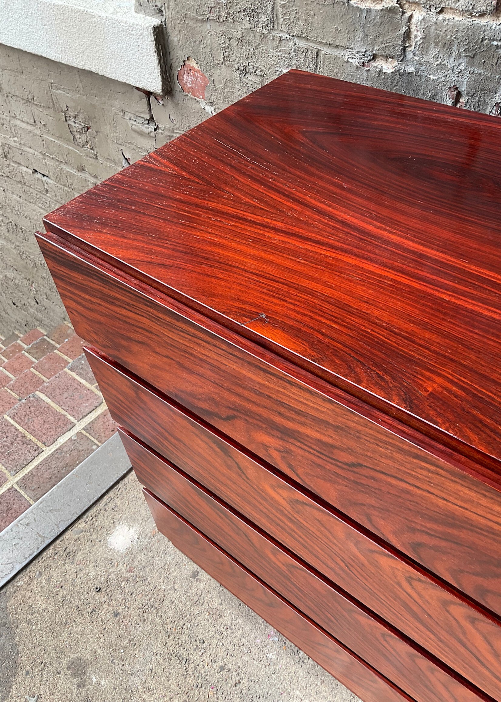 GOODWOOD Danish Modern Rosewood Dresser