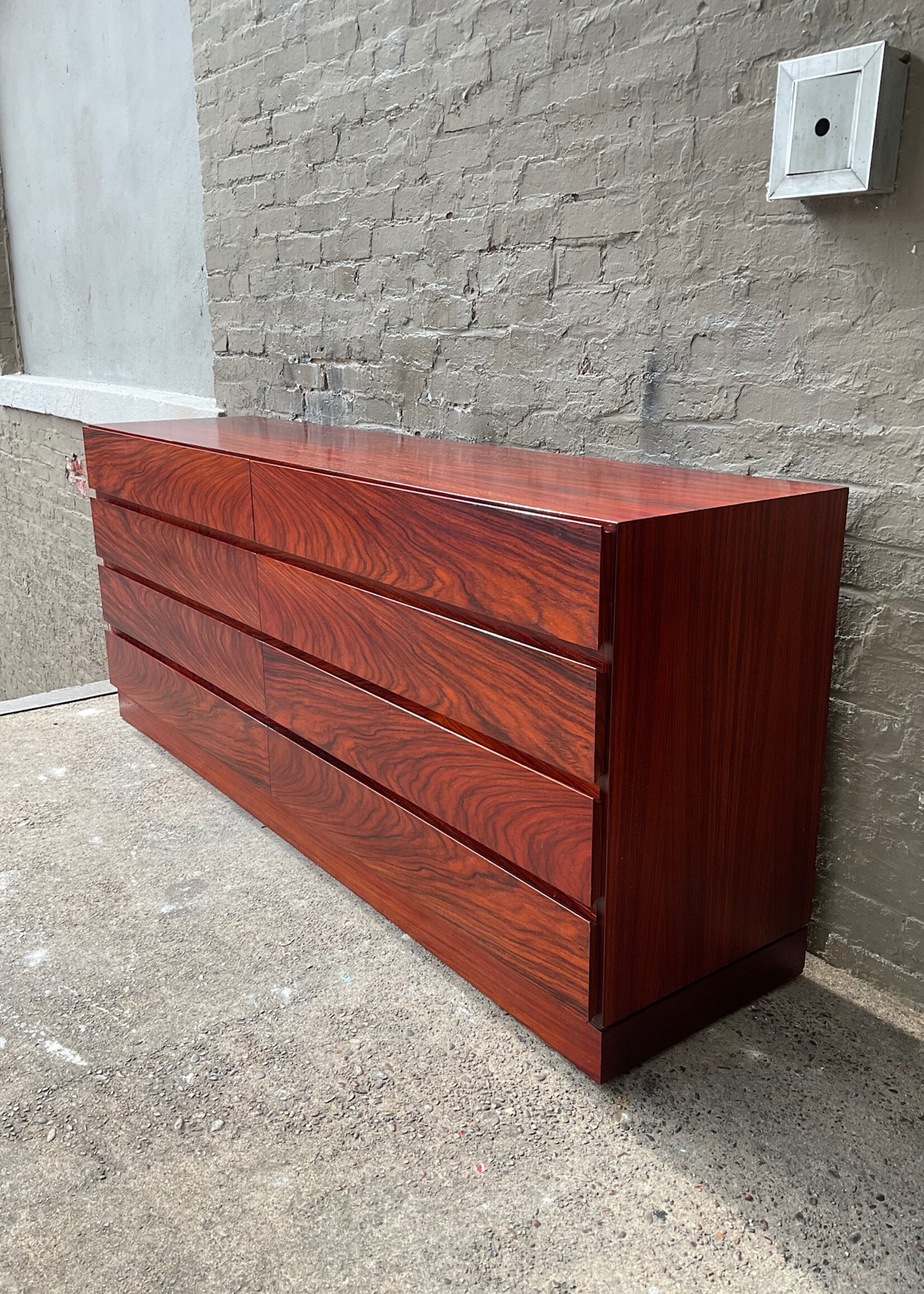 GOODWOOD Danish Modern Rosewood Dresser