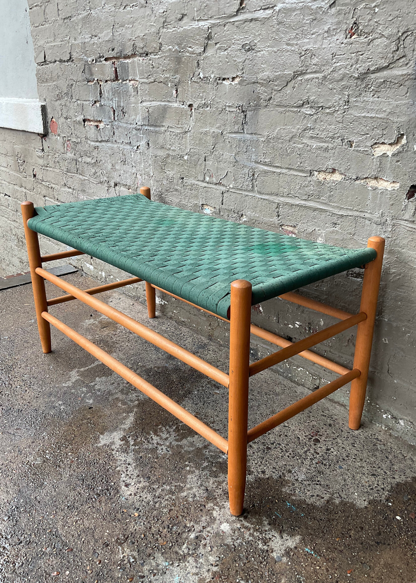 GOODWOOD Shaker Bench