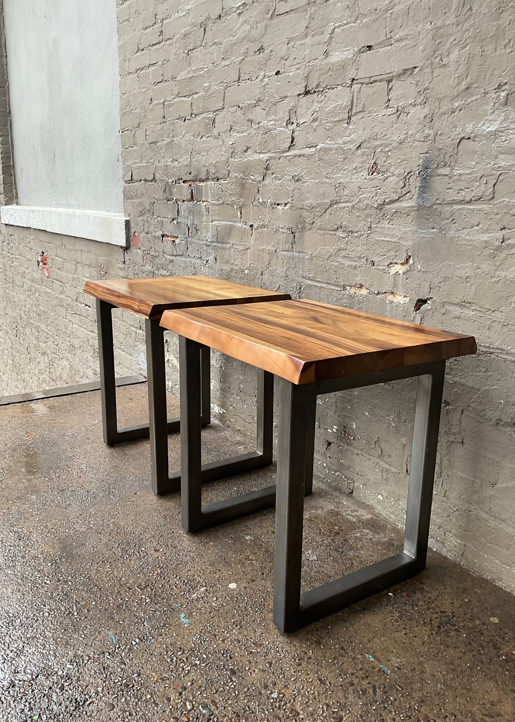 GOODWOOD Live Edge Side Table