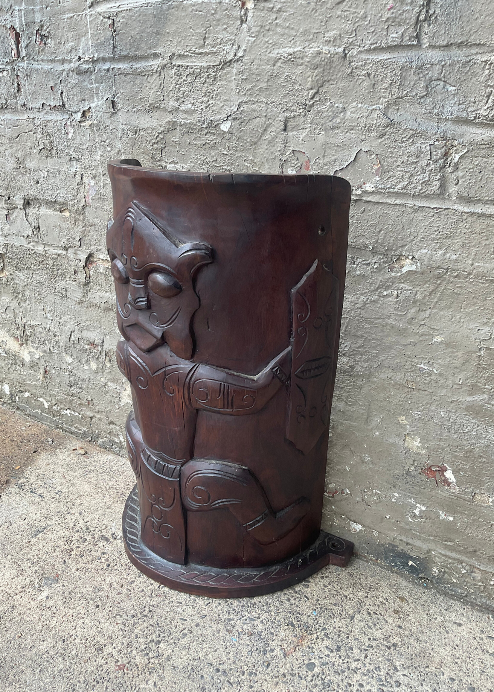 GOODWOOD Carved Wood Trunk