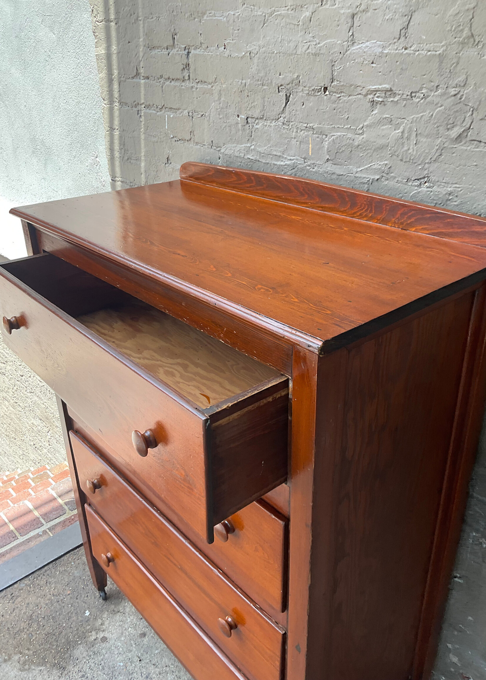 GOODWOOD Antique Pine Chest of Drawers