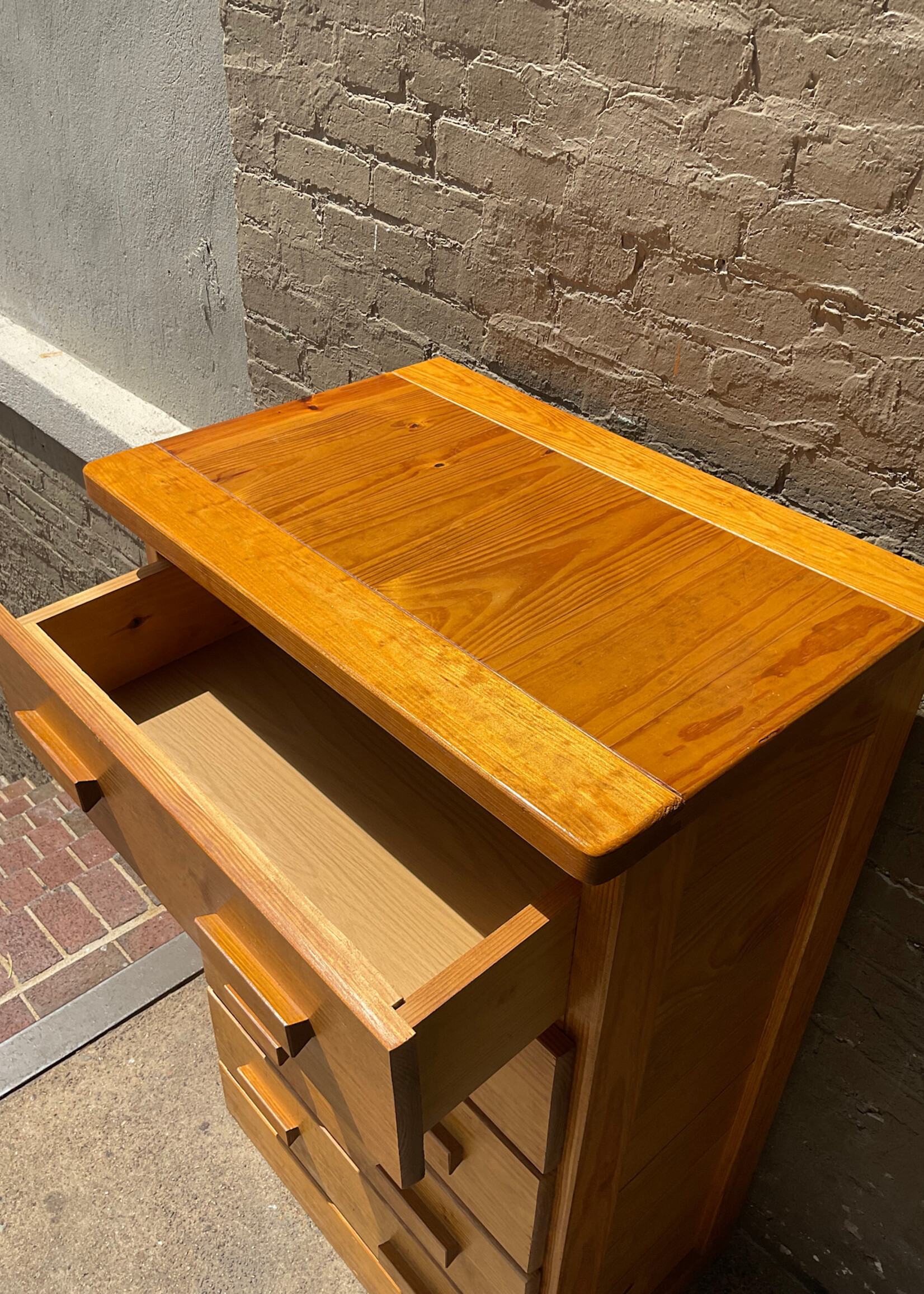 GOODWOOD Vintage This End Up Chest