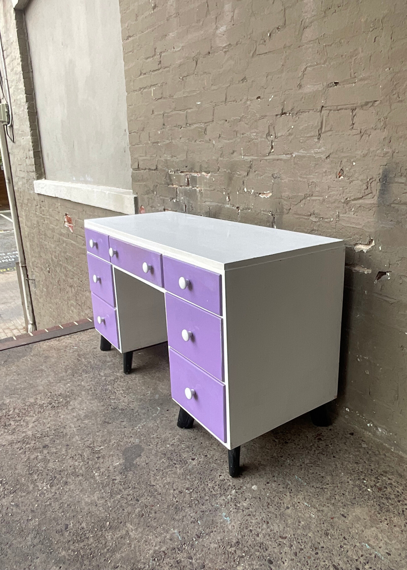 GOODWOOD Vintage Painted Desk