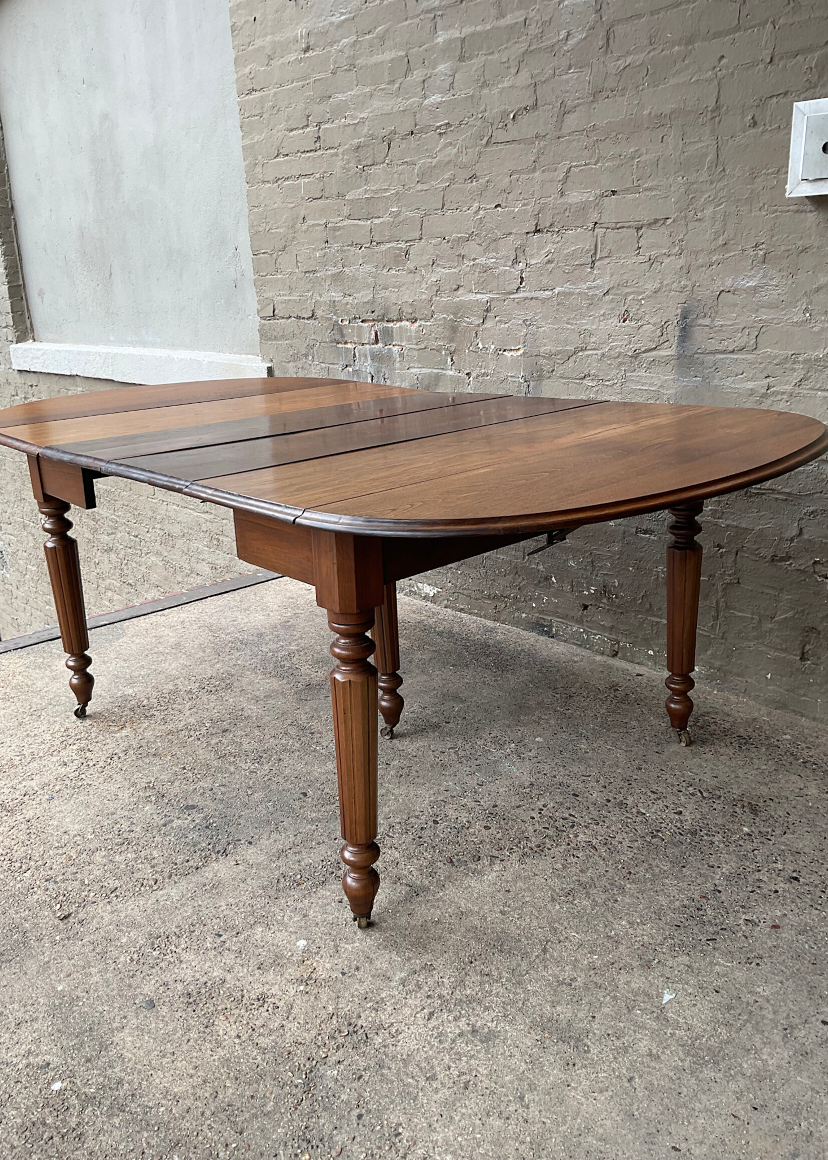 GOODWOOD Antique Walnut Dining Drop Leaf Table w/ 2 Leaves